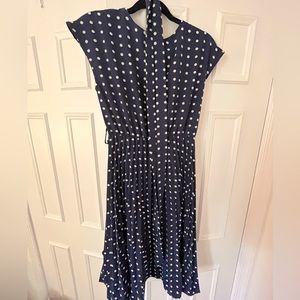 Cute flowy polka dot dress! Belt included!